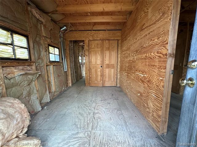 12063 Kirby Lane, South Lyon, MI 48178