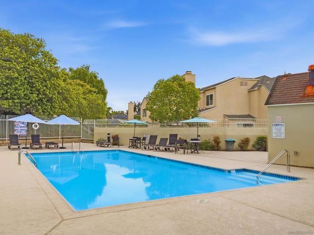 2685 Regent, Carlsbad, CA 92010