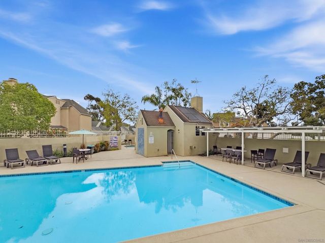 2685 Regent, Carlsbad, CA 92010