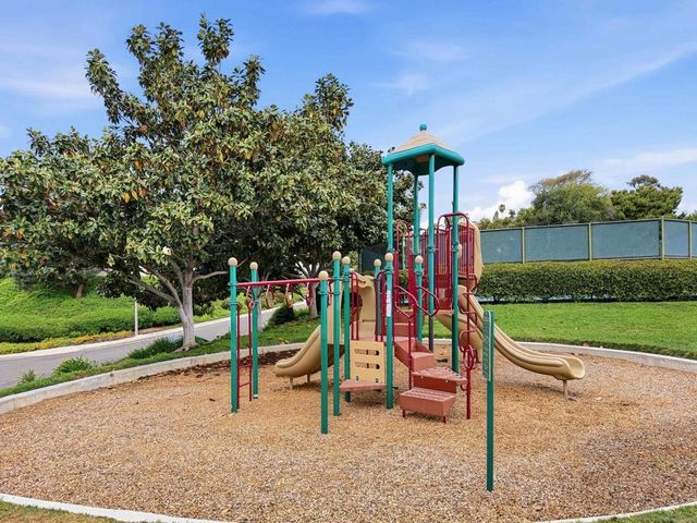 2685 Regent, Carlsbad, CA 92010