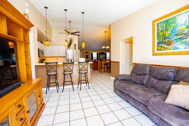 7791 Blairwood Circle N, Lake Worth, FL 33467