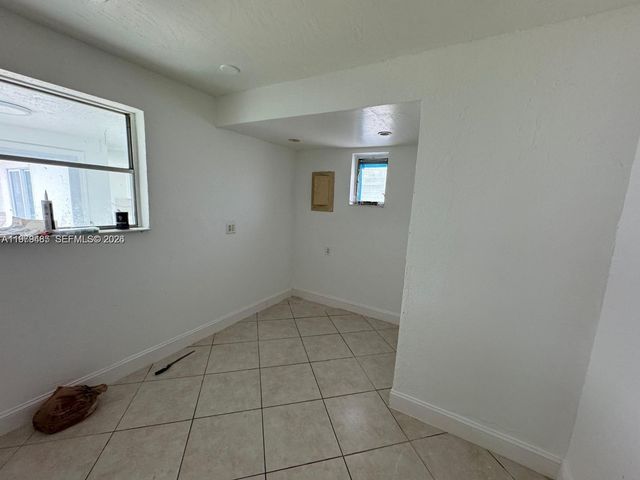 3340 SW 94th Pl 1, Miami, FL 33165