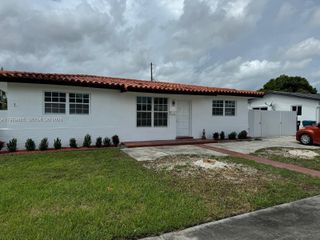 3340 SW 94th Pl 1, Miami, FL 33165