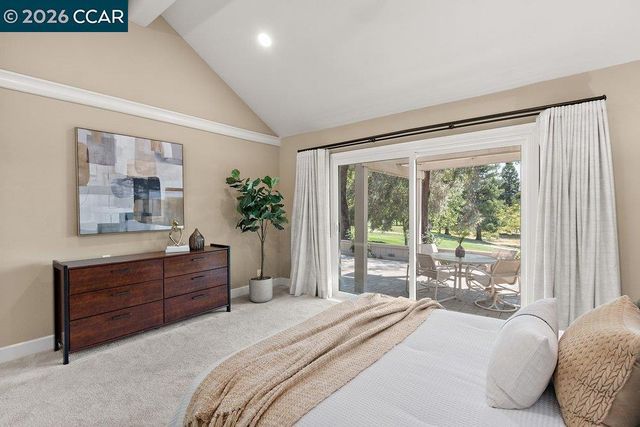 565 Silver Lake Dr, Danville, CA 94526