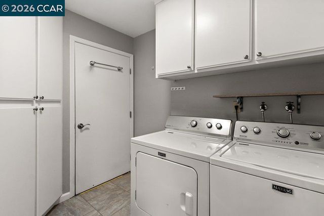 565 Silver Lake Dr, Danville, CA 94526