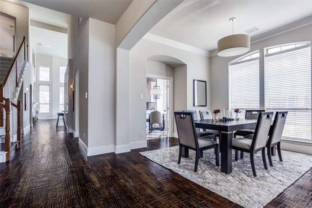 6901 Medallion Drive, Plano, TX 75024