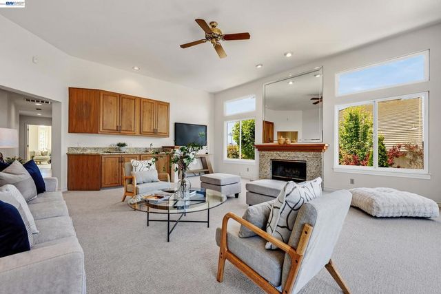 3475 Sierra Rd, San Jose, CA 95132