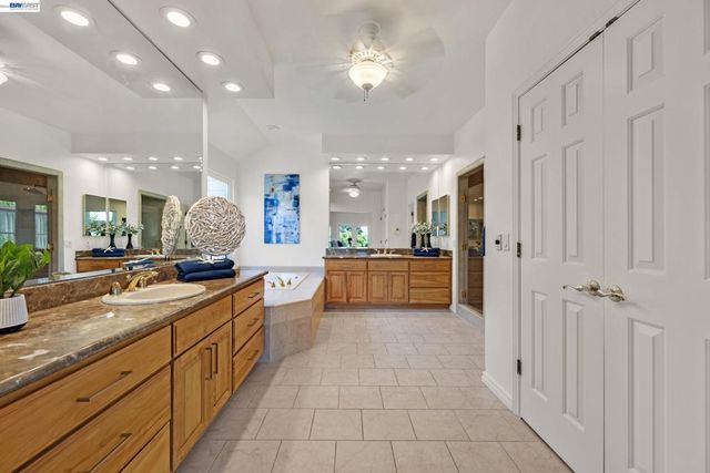 3475 Sierra Rd, San Jose, CA 95132