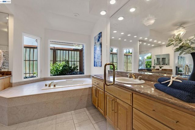 3475 Sierra Rd, San Jose, CA 95132
