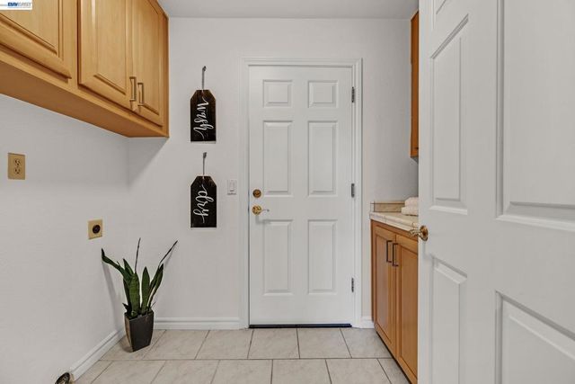 3475 Sierra Rd, San Jose, CA 95132