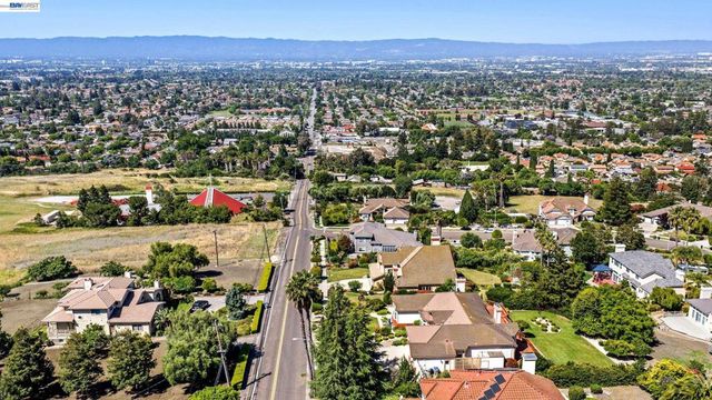 3475 Sierra Rd, San Jose, CA 95132