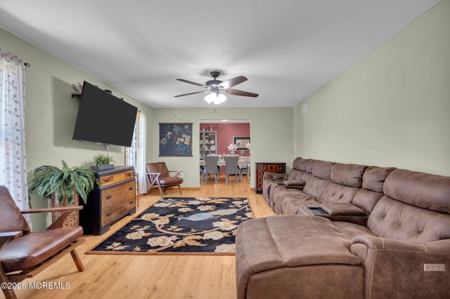 415 Navesink Avenue, Atlantic Highlands, NJ 07716