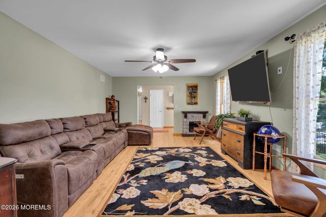 415 Navesink Avenue, Atlantic Highlands, NJ 07716