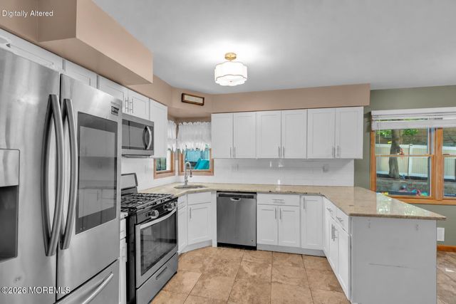 415 Navesink Avenue, Atlantic Highlands, NJ 07716
