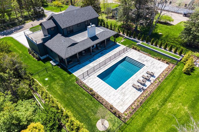 1665 Glenn Road, Southold, NY 11971