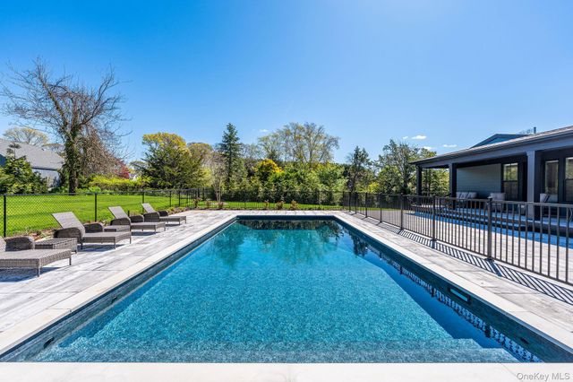 1665 Glenn Road, Southold, NY 11971