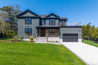 1665 Glenn Road, Southold, NY 11971