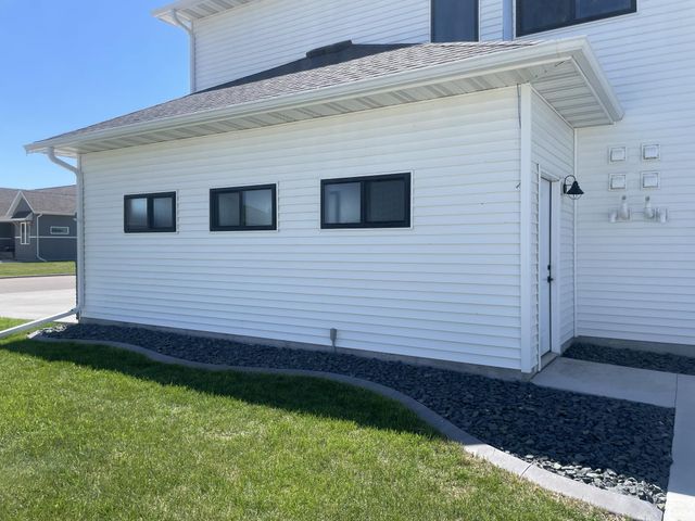 5006 11th Street W, West Fargo, ND 58078