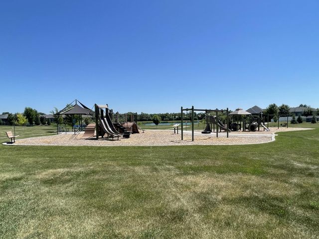 5006 11th Street W, West Fargo, ND 58078