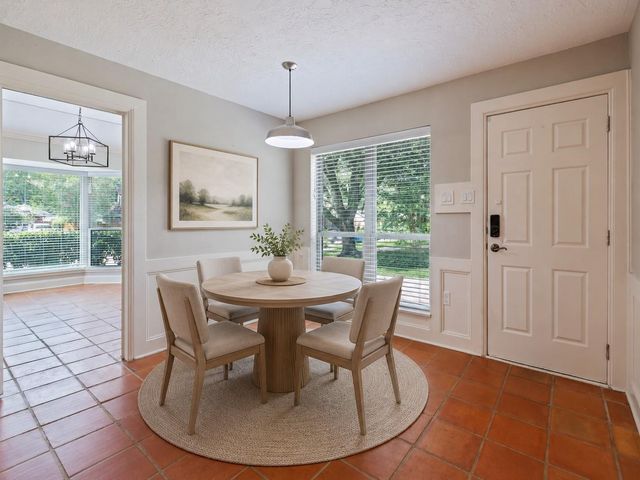 15915 Brookvilla Drive, Houston, TX 77059