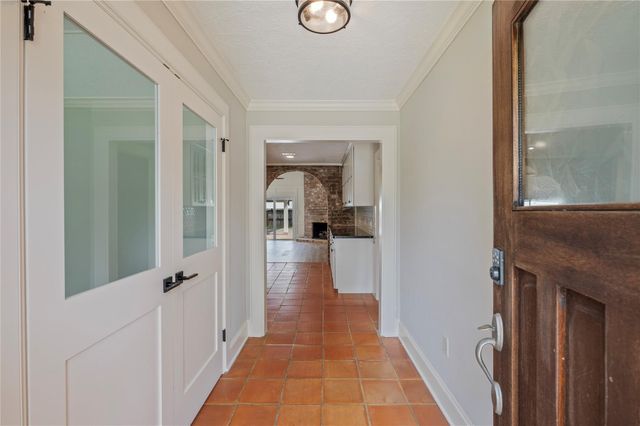 15915 Brookvilla Drive, Houston, TX 77059
