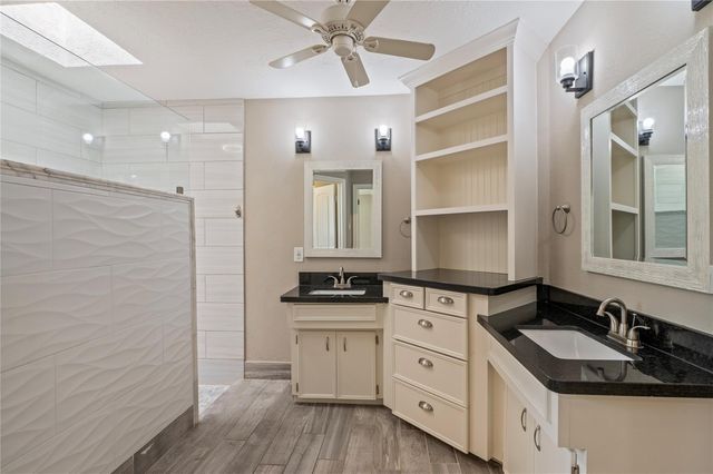 15915 Brookvilla Drive, Houston, TX 77059