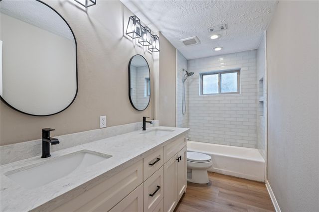 15915 Brookvilla Drive, Houston, TX 77059