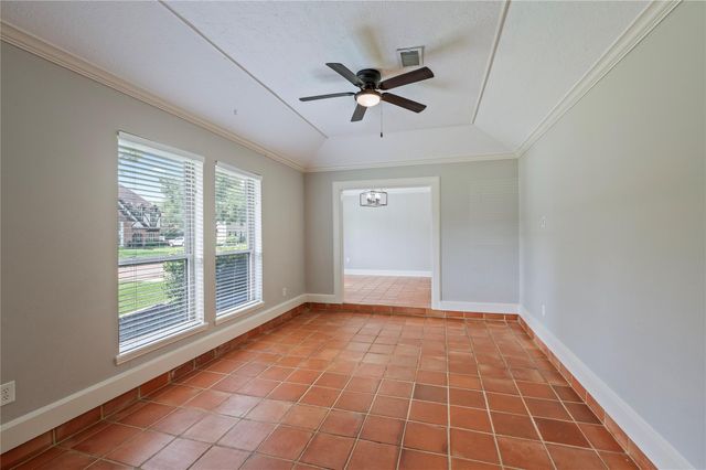 15915 Brookvilla Drive, Houston, TX 77059