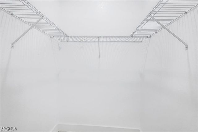 3212 Vera CT, Lehigh Acres, FL 33976