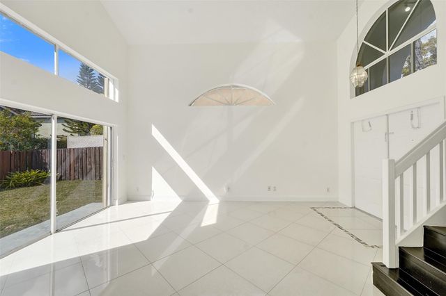 11208 Rhapsody Road, Hollywood, FL 33026