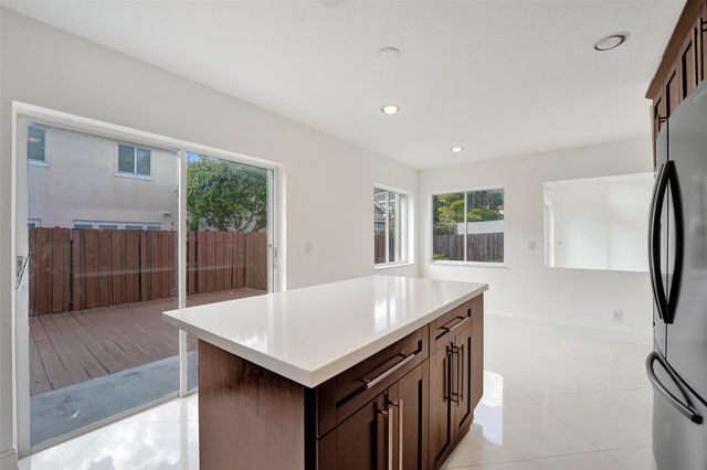 11208 Rhapsody Road, Hollywood, FL 33026