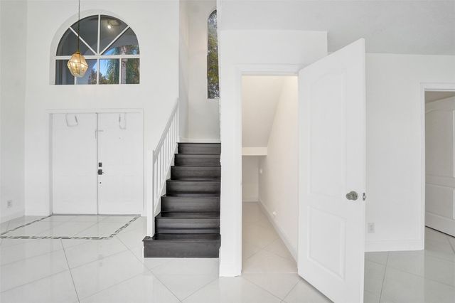 11208 Rhapsody Road, Hollywood, FL 33026