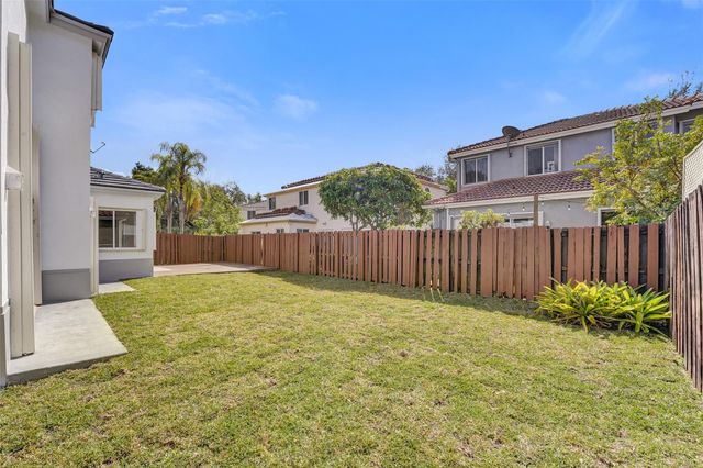 11208 Rhapsody Road, Hollywood, FL 33026
