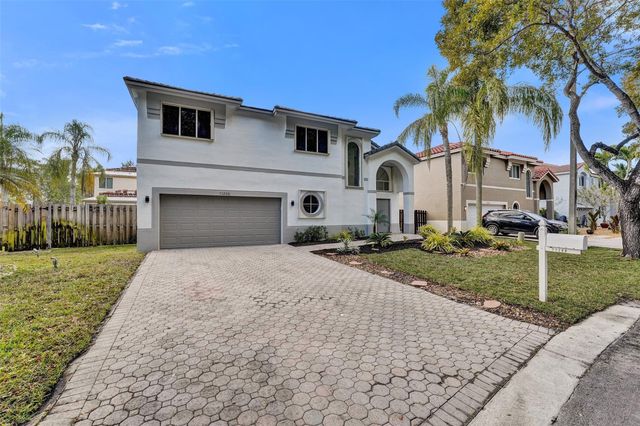 11208 Rhapsody Road, Hollywood, FL 33026