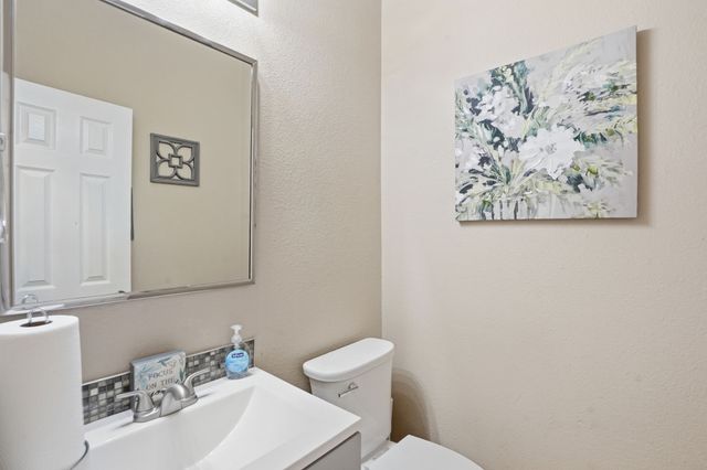 6217 Apache Drive, The Colony, TX 75056