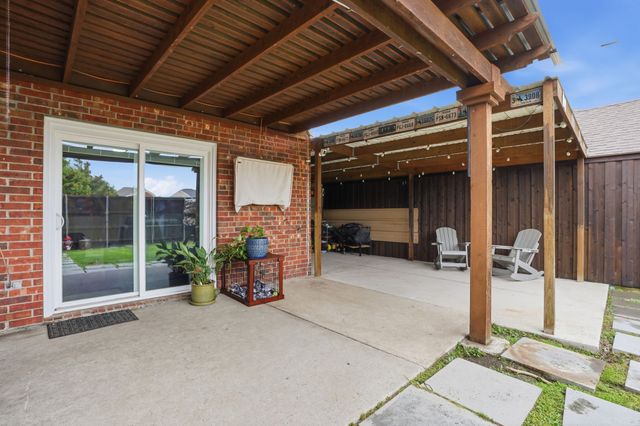 6217 Apache Drive, The Colony, TX 75056