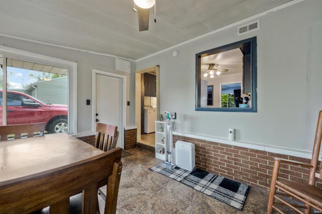 5217 Warren Drive, Evansville, IN 47710