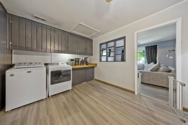 5217 Warren Drive, Evansville, IN 47710