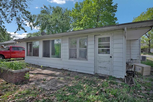 5217 Warren Drive, Evansville, IN 47710