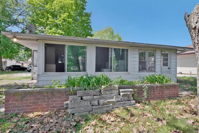 5217 Warren Drive, Evansville, IN 47710