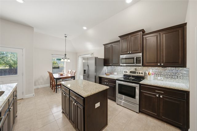 139 Fieldview Drive, Crandall, TX 75114