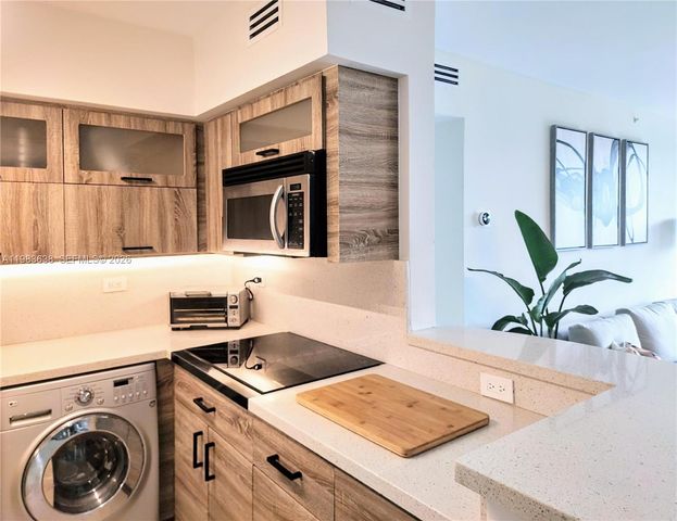 1500 Bay Rd 330S, Miami Beach, FL 33139