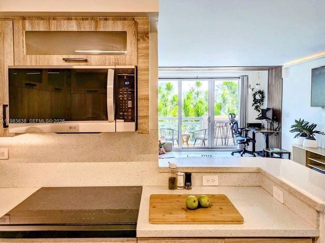 1500 Bay Rd 330S, Miami Beach, FL 33139