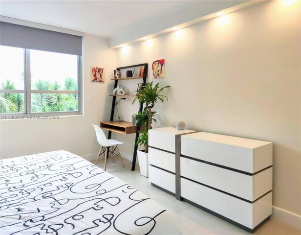 1500 Bay Rd 330S, Miami Beach, FL 33139