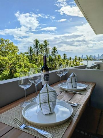 1500 Bay Rd 330S, Miami Beach, FL 33139