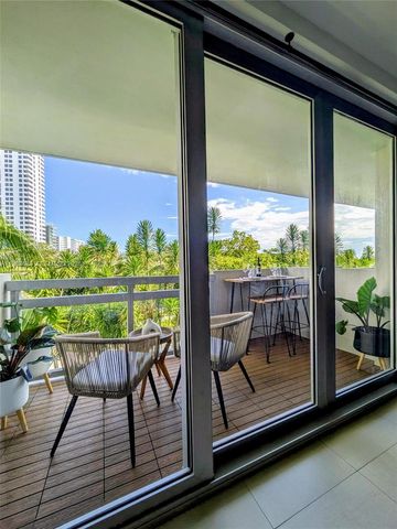 1500 Bay Rd 330S, Miami Beach, FL 33139