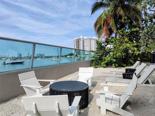 1500 Bay Rd 330S, Miami Beach, FL 33139