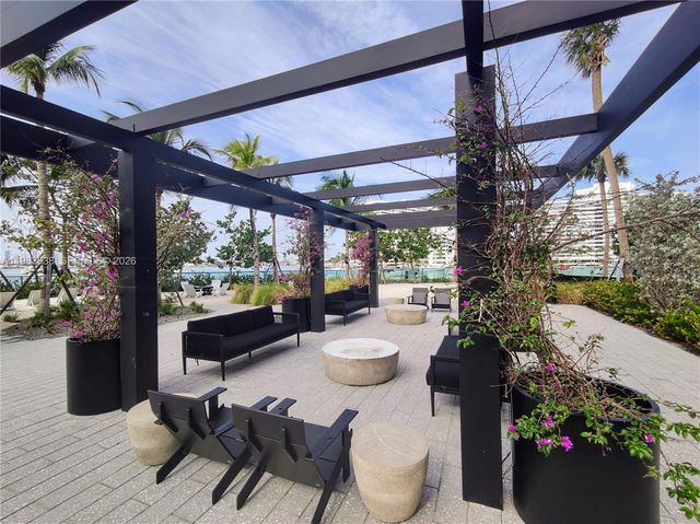 1500 Bay Rd 330S, Miami Beach, FL 33139