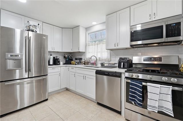 1337 Muirforest Drive, Stone Mountain, GA 30088