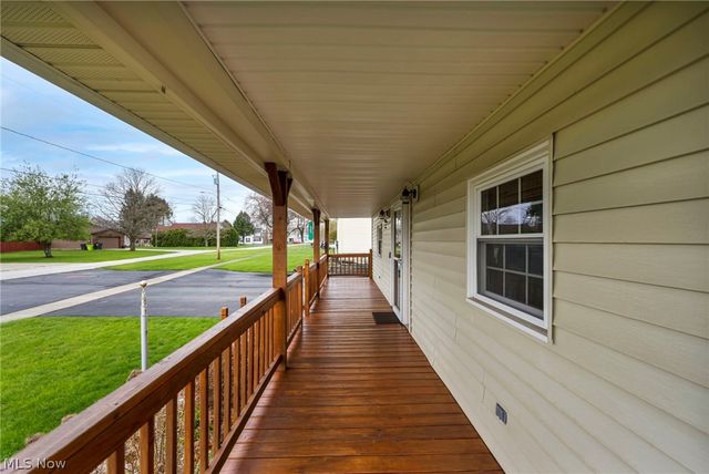 17 E Franklin Street, Newton Falls, OH 44444